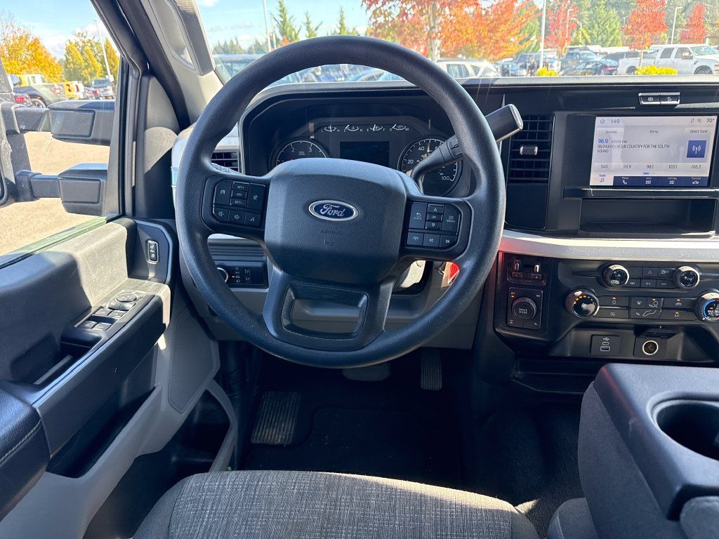 Used 2025 Ford F250 XLT w/ FX4 Off-Road Package AWD/4WD image 17