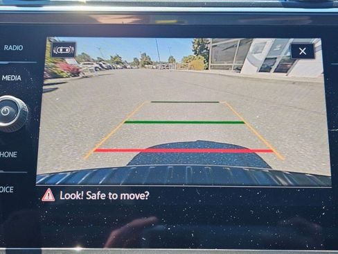 Certified 2023 Volkswagen Tiguan SEL R-Line AWD/4WD image 29