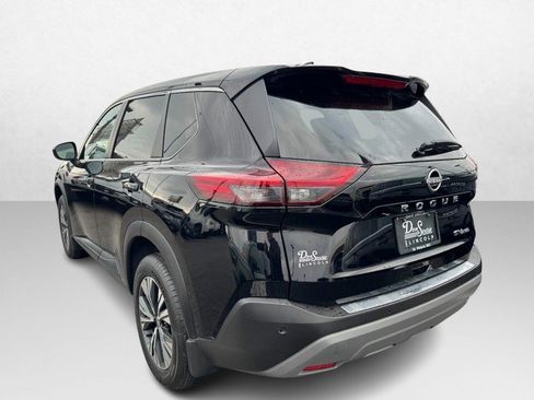 Used 2023 Nissan Rogue SV image 7