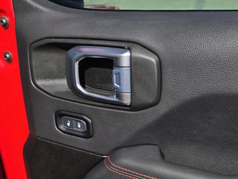 Used 2023 Jeep Wrangler Unlimited Rubicon 392 image 28