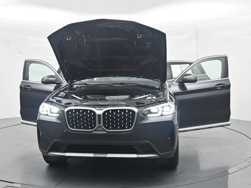 Used 2025 BMW X4 xDrive30i AWD/4WD image 50