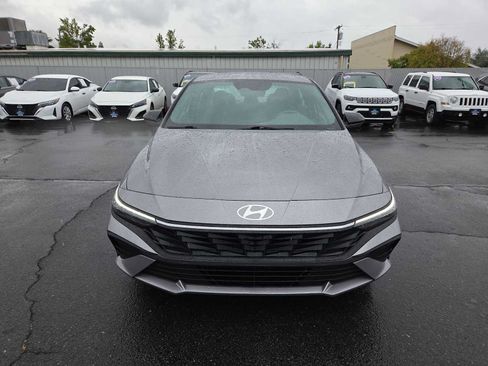 Used 2026 Hyundai Elantra Sport FWD image 14