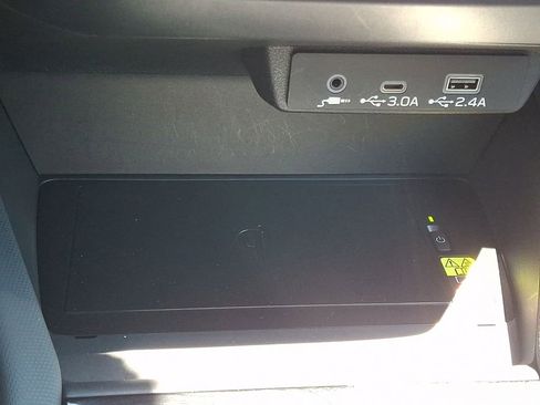 Certified 2025 Subaru Forester Touring AWD/4WD image 26
