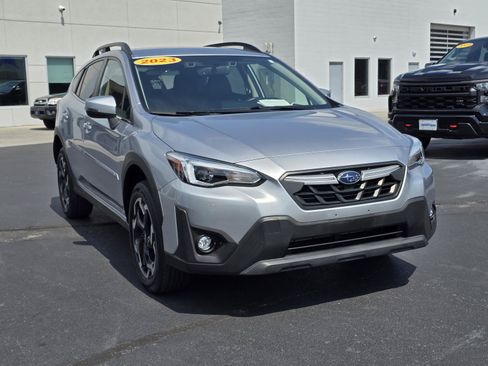 Used 2023 Subaru Crosstrek 2.5i Limited AWD/4WD image 1