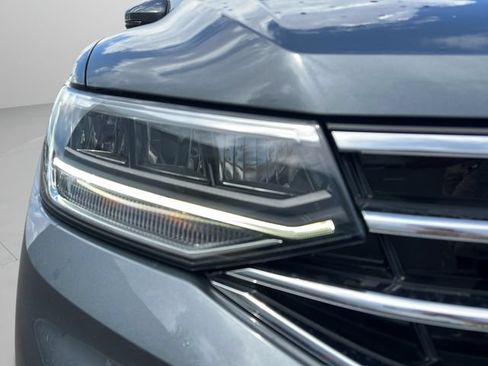 Used 2024 Volkswagen Tiguan SE AWD/4WD image 24