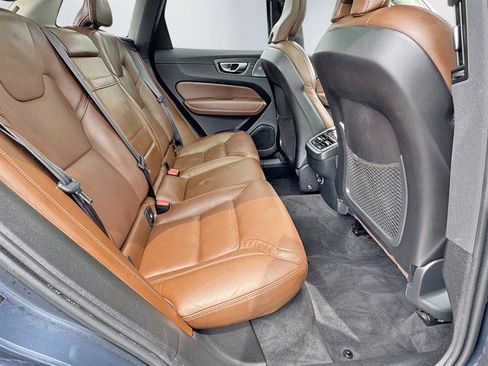 Used 2020 Volvo XC60 T6 Inscription AWD/4WD image 27