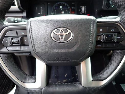 Used 2025 Toyota Tacoma SR5 image 13