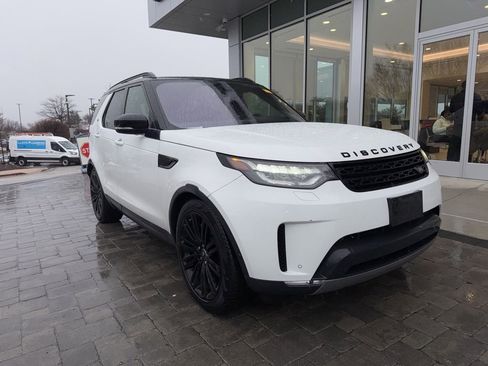 Used 2019 Land Rover Discovery HSE image 2