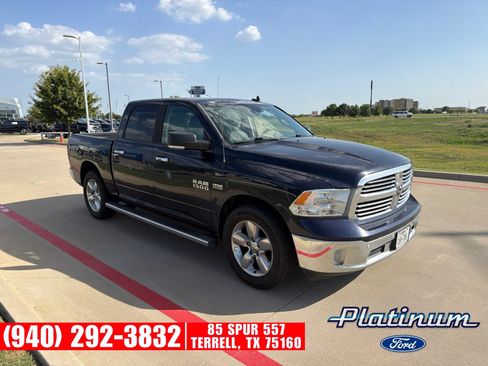 Used 2016 RAM 1500 Lone Star RWD image 1