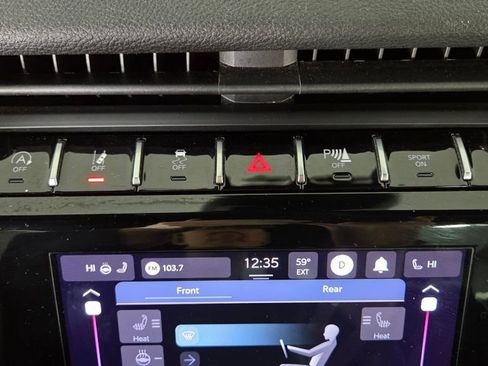 Used 2023 Jeep Grand Cherokee L Altitude image 27