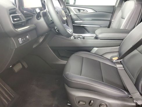 New 2026 Chevrolet Traverse LT w/ Driver Confidence Package image 11