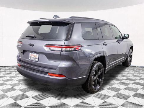 New 2025 Jeep Grand Cherokee L Altitude image 8