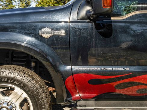 Used 2005 Ford F350 Harley-Davidson image 93