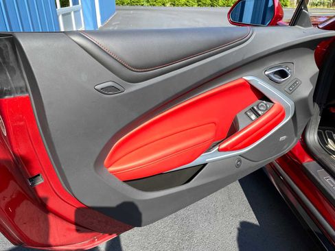 Used 2022 Chevrolet Camaro SS RWD image 38