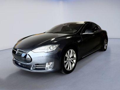 Used 2015 Tesla Model S 85D