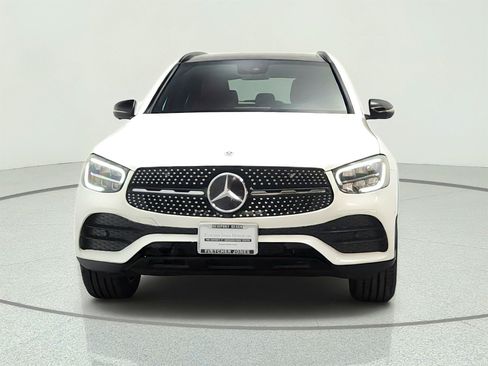 Used 2022 Mercedes-Benz GLC 300 image 2