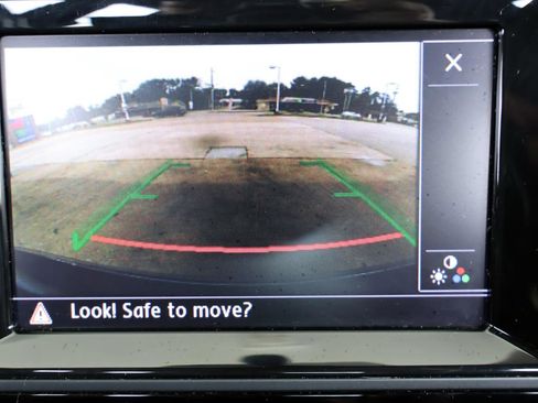Used 2015 Volkswagen GTI SE w/ Lighting Package (SEL) FWD image 46