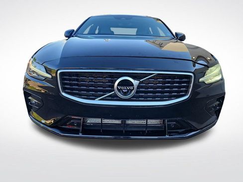 Used 2020 Volvo S60 T5 R-Design w/ Protection Package Premier FWD image 8