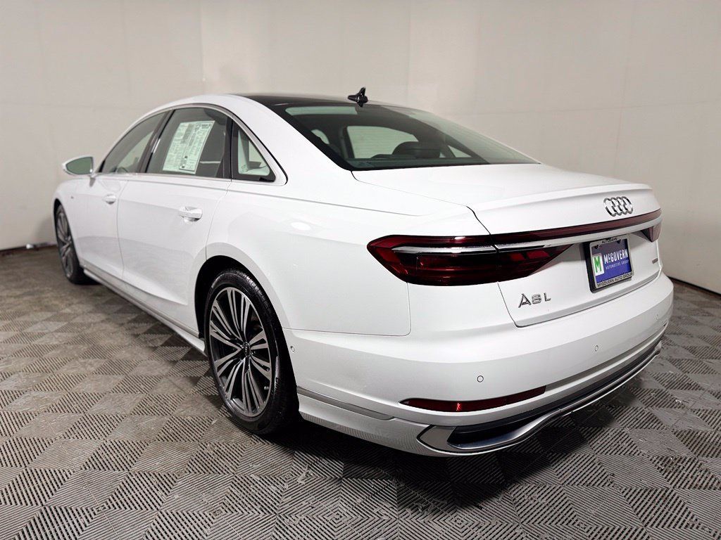 Used 2023 Audi A8 L 3.0T AWD/4WD image 4