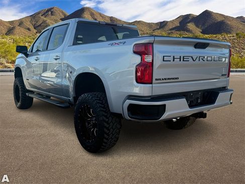 Used 2020 Chevrolet Silverado 1500 RST w/ RST Value Package image 3