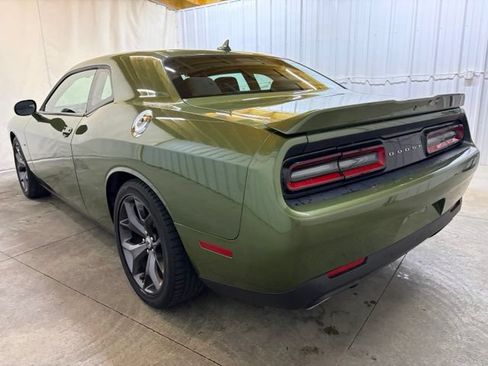 Used 2019 Dodge Challenger R/T RWD image 8