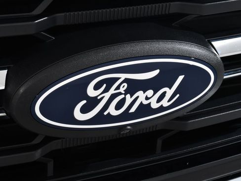 Used 2024 Ford F150 XLT w/ Tow/Haul Package image 20