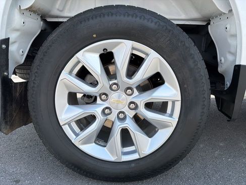 Used 2021 Chevrolet Silverado 1500 Custom RWD image 13