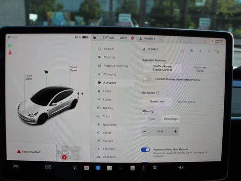 Used 2023 Tesla Model 3 Standard Range RWD image 9
