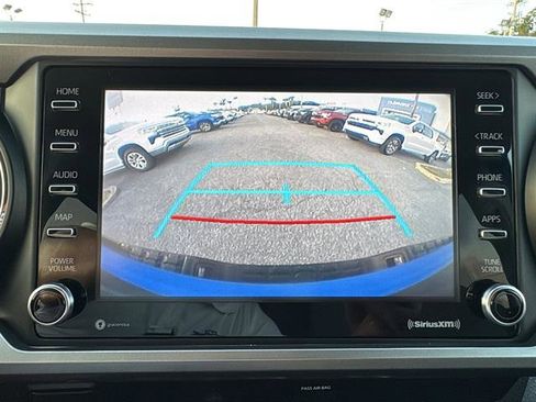 Used 2020 Toyota Tacoma SR5 image 20