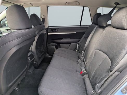 Used 2011 Subaru Outback 2.5i Premium image 17