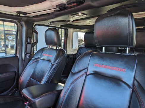 Used 2020 Jeep Wrangler Unlimited Rubicon image 31