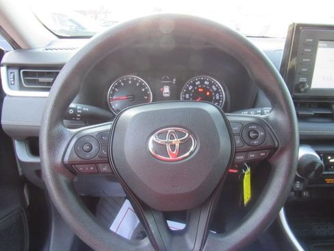 Used 2019 Toyota RAV4 LE image 16