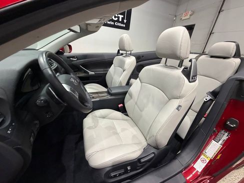 Used 2011 Lexus IS 250C w/ Luxury Pkg image 24