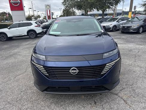 Certified 2025 Nissan Murano SV image 3