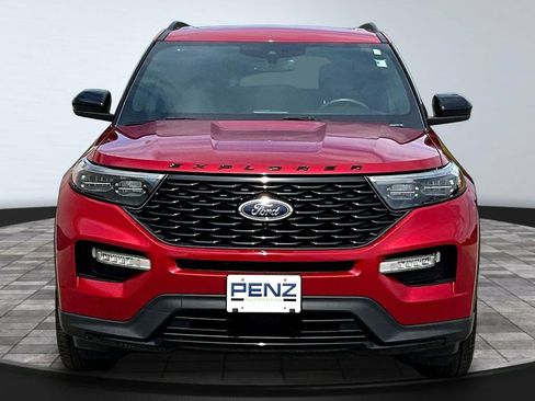 Used 2024 Ford Explorer ST-Line w/ Class IV Trailer Tow Package AWD/4WD image 2