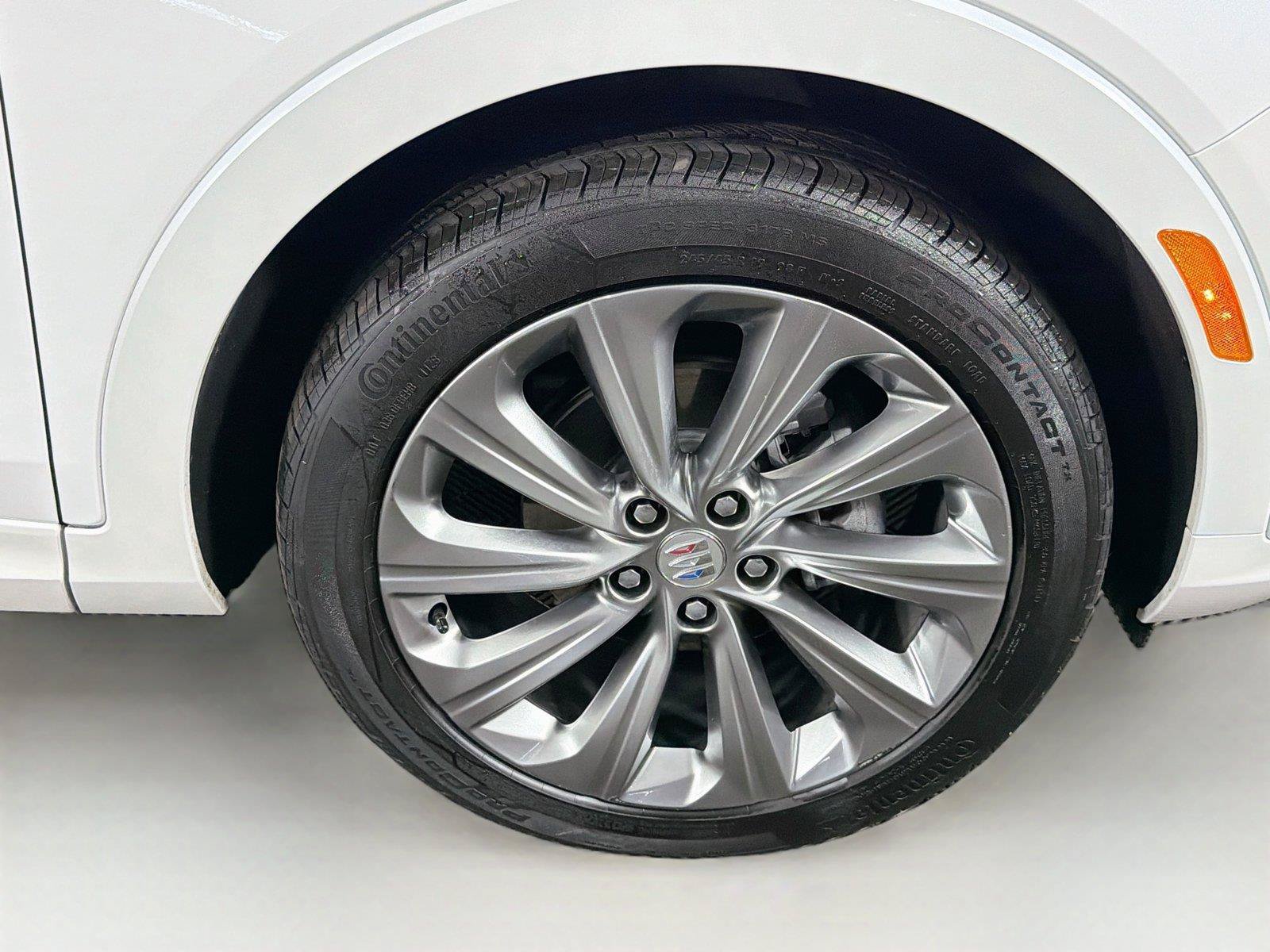 Used 2026 Buick Envista Avenir FWD image 35