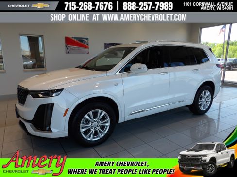Used 2025 Cadillac XT6 Luxury AWD/4WD image 1