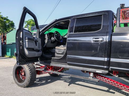 Used 2019 Ford F250 XLT w/ XLT Premium Package AWD/4WD image 31