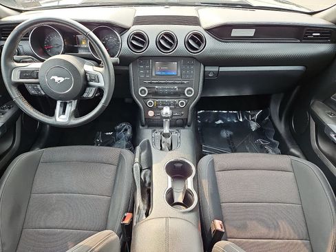 Used 2015 Ford Mustang Coupe RWD image 11
