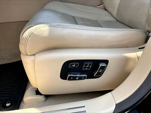 Used 2014 Lexus LS 460 AWD w/ Comfort Package image 38