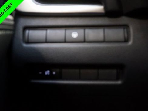 Used 2022 Nissan Rogue SV image 26