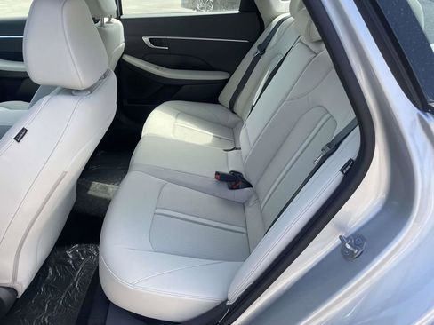 New 2026 Hyundai Sonata SEL FWD image 9