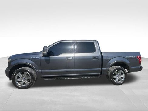 Used 2018 Ford F150 XLT w/ Equipment Group 302A Luxury AWD/4WD image 16