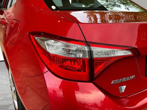 Used 2015 Toyota Corolla LE FWD image 22
