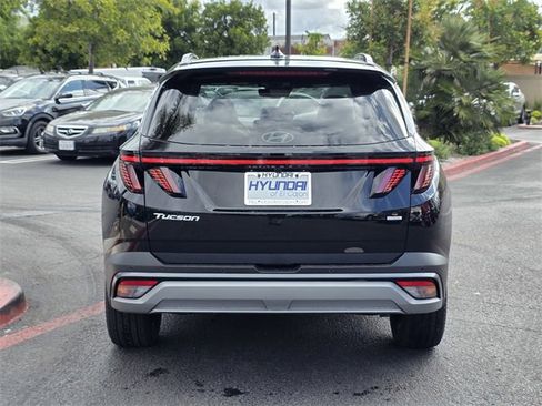 New 2025 Hyundai Tucson Limited image 5