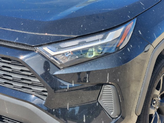 Used 2025 Toyota RAV4 LE FWD image 9