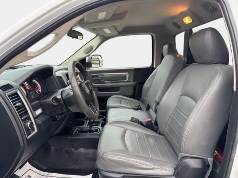 Used 2015 RAM 3500 Tradesman w/ Power & Remote Entry Group image 9