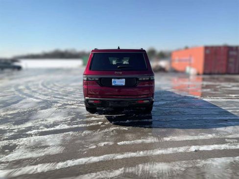 New 2026 Jeep Grand Wagoneer L Limited image 10
