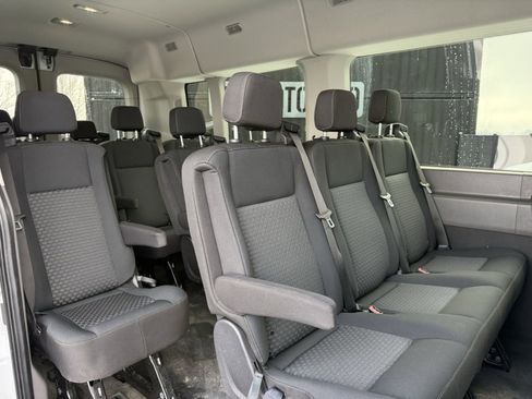 Used 2022 Ford Transit 350 XLT image 11