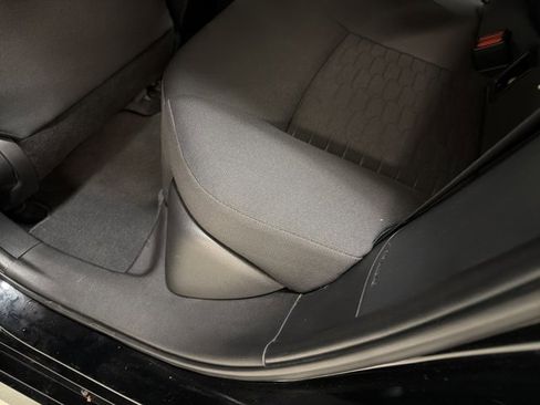 Used 2024 Toyota Corolla SE image 22